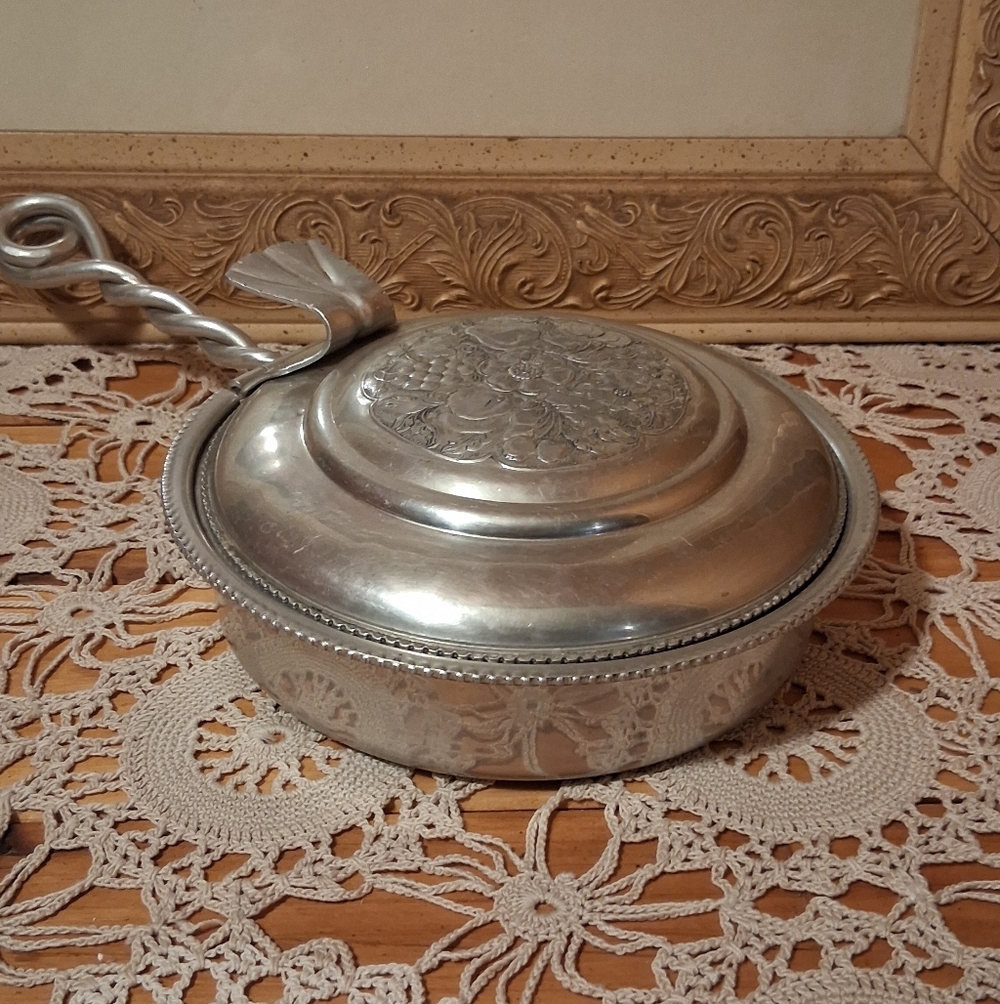 Vintage Aluminum Silent Butler